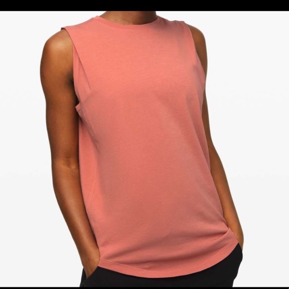 Lululemon Brunswick muscle tank SZ 4 EUC